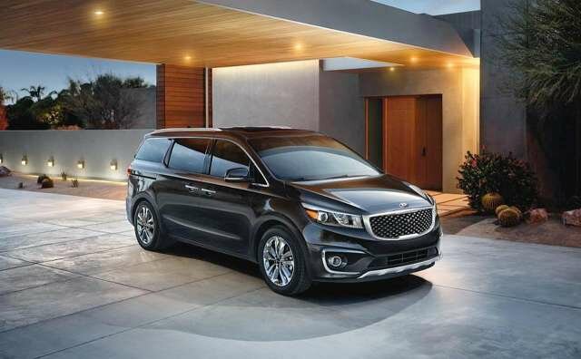 2017-Kia-Sedona
